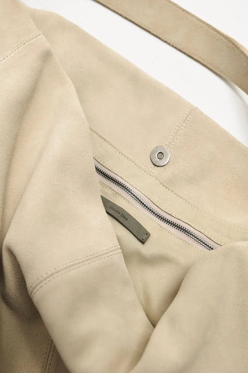 Suede Carryall Tote 麂皮托特包