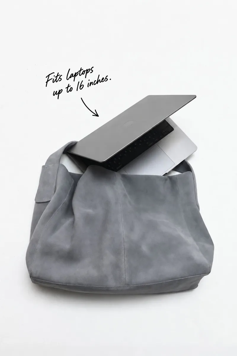 Suede Carryall Tote 麂皮托特包