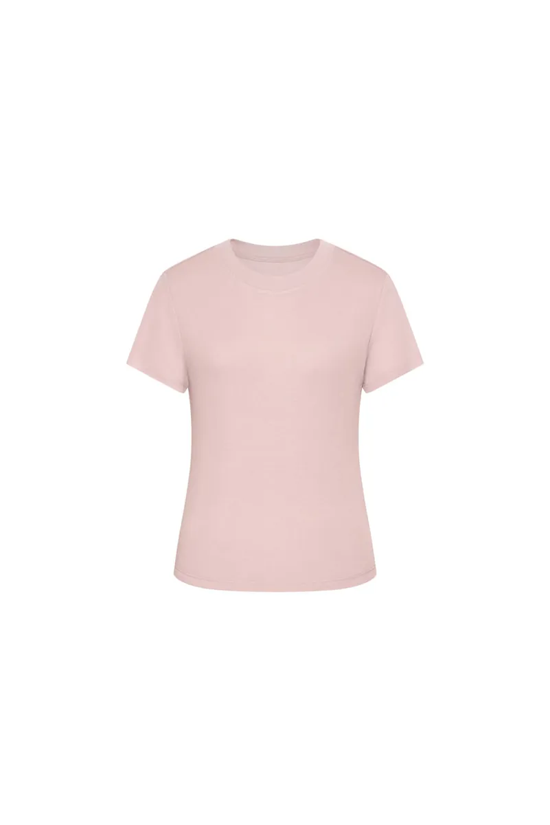 軽やかで伸縮するソフトTシャツ