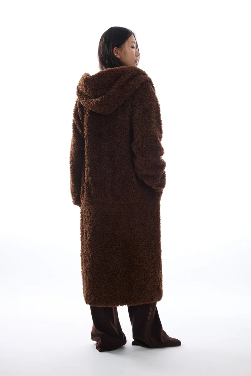 Doe：Molly - Teddy Bear Coat