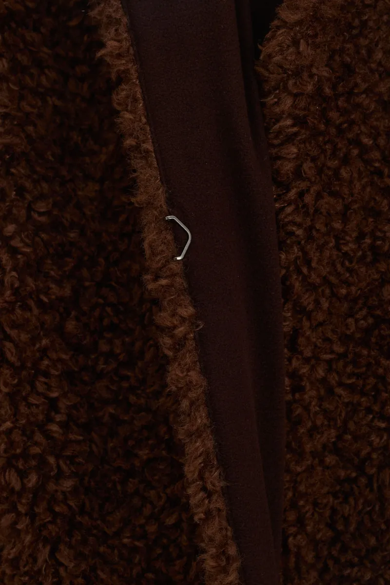 Doe：Molly - Teddy Bear Coat