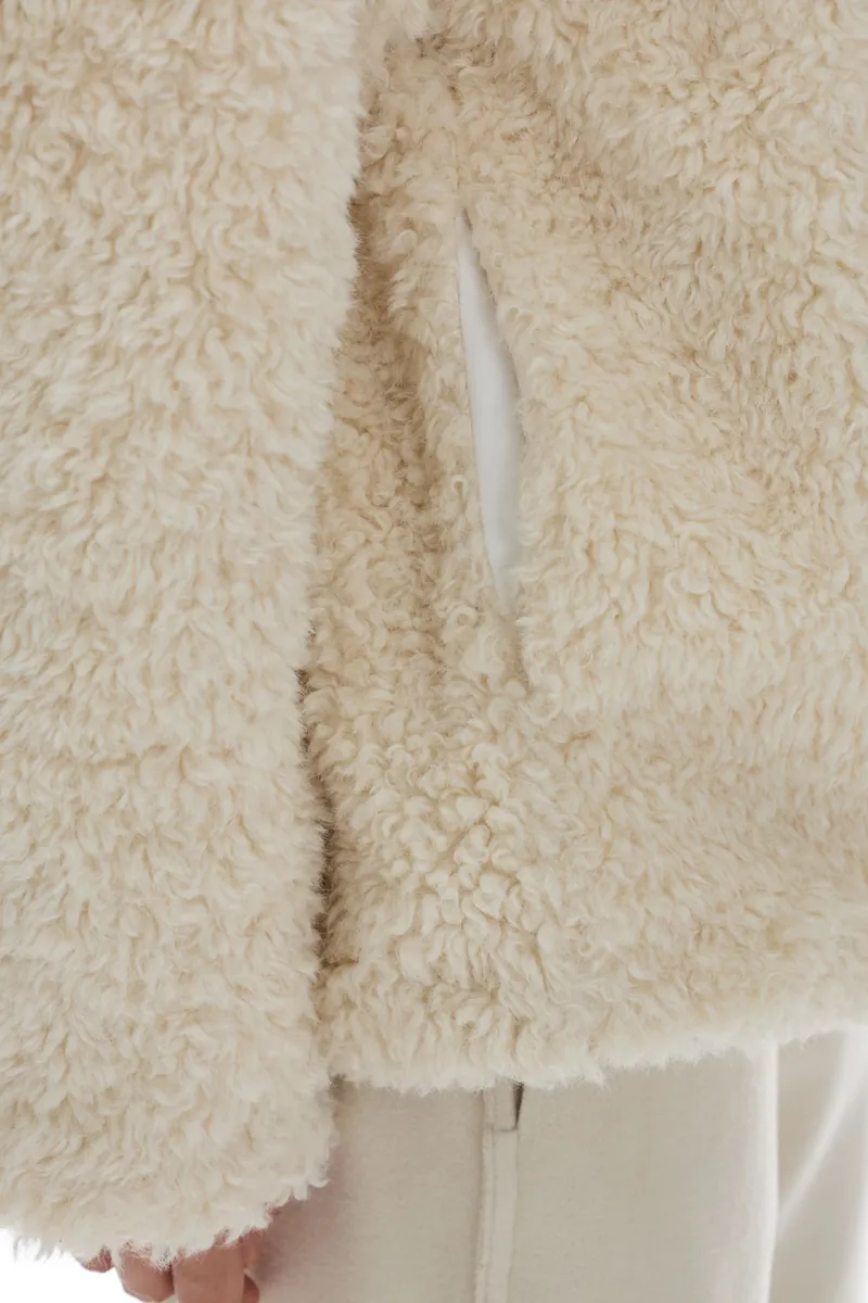Doe：Molly - Teddy Bear Coat
