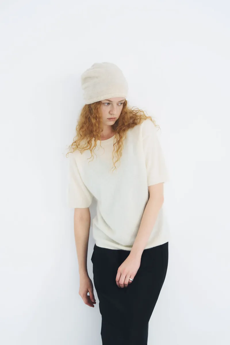 100% Cashmere Crew-Neck Short-Sleeve Sweater