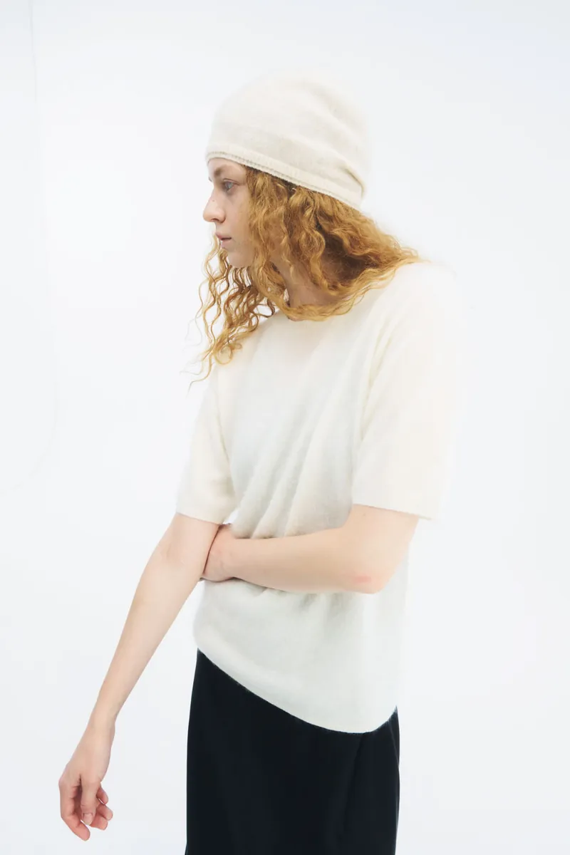 100% Cashmere Crew-Neck Short-Sleeve Sweater
