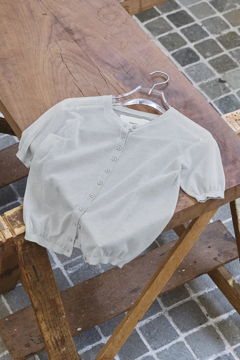 [春夏新品預訂] Sheer Knit Cardigan