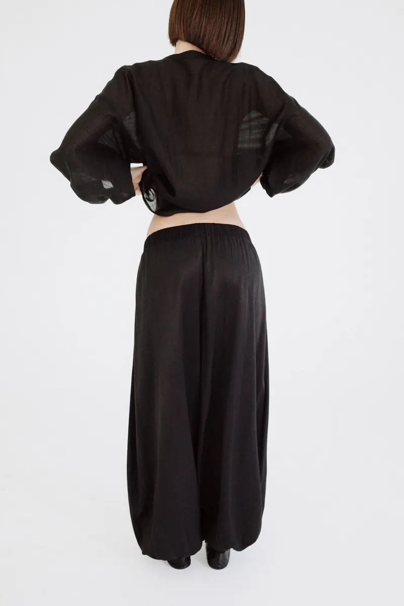 Doe: Molly Ruched Waistband Pleated Balloon Pants