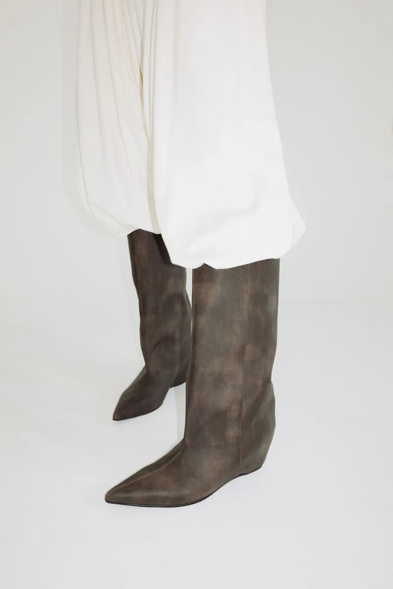 Doe: Molly Distressed Leather Pointed Wide-Shaft Knee Boots