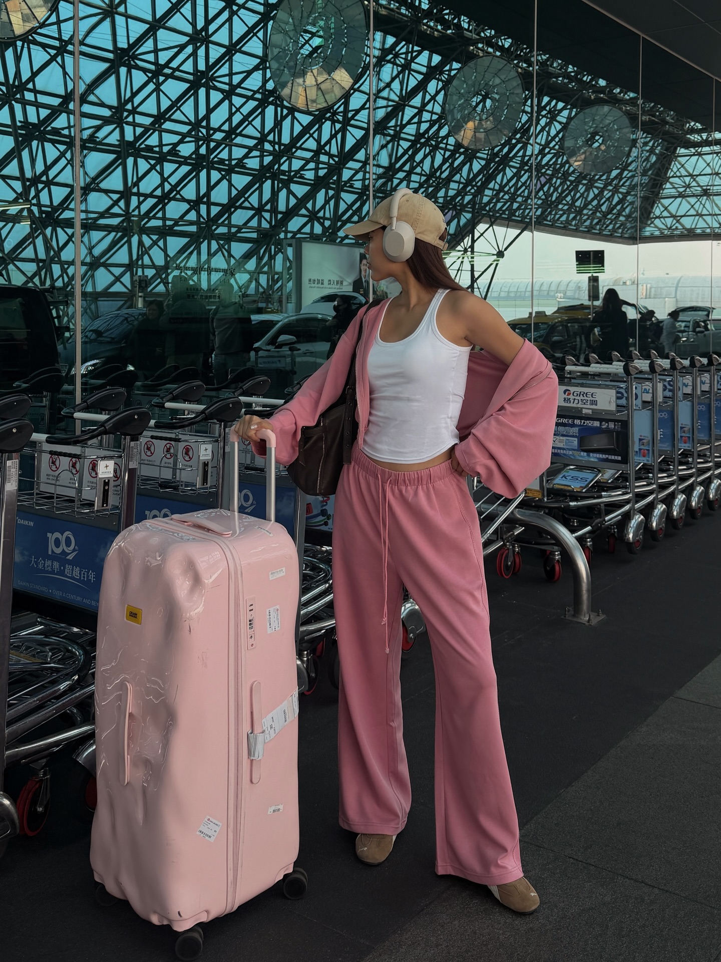 202603 Doe：Molly 輕雲朵雙拉鍊連帽外套