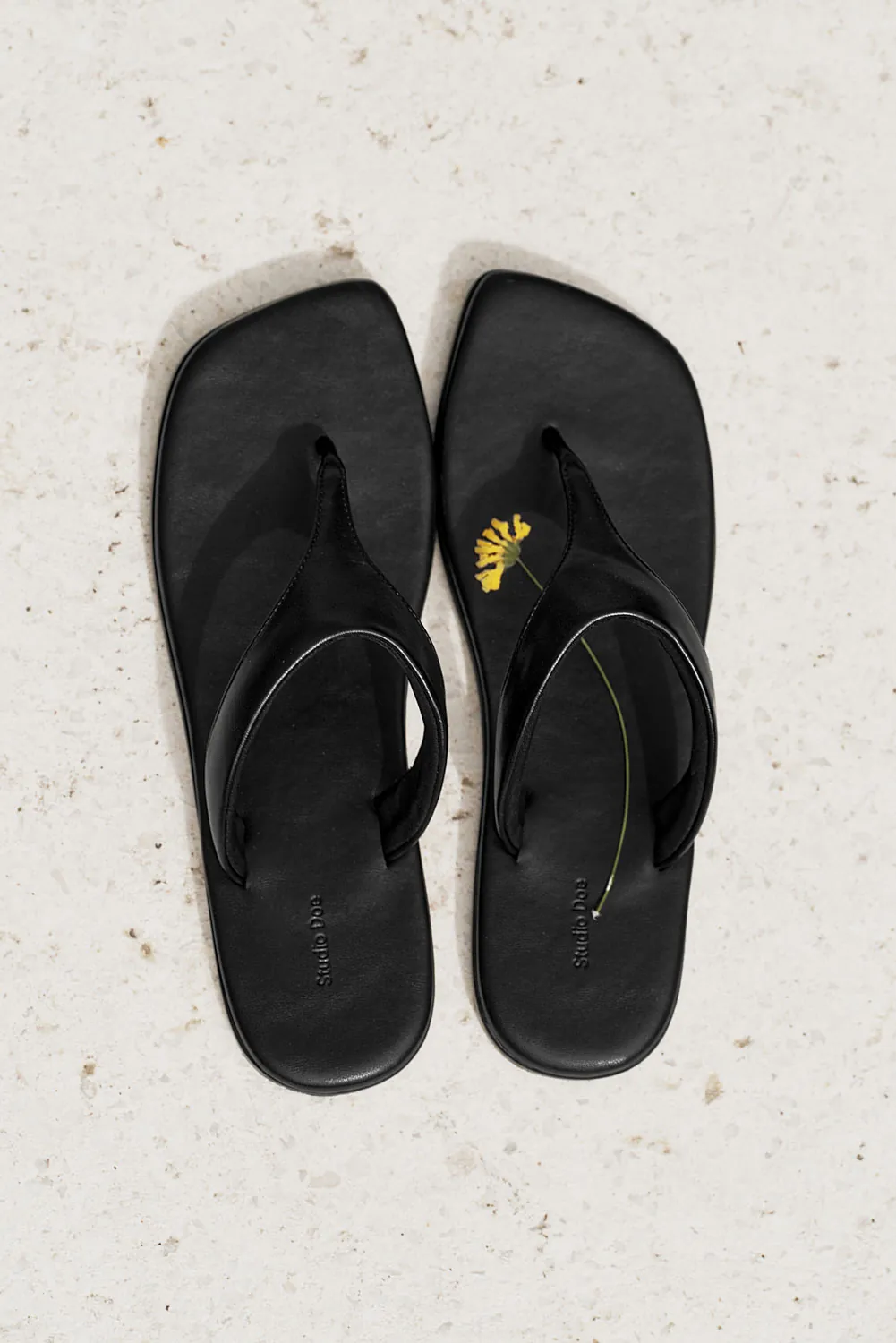 Square Curved Wide Y-Strap Sandals