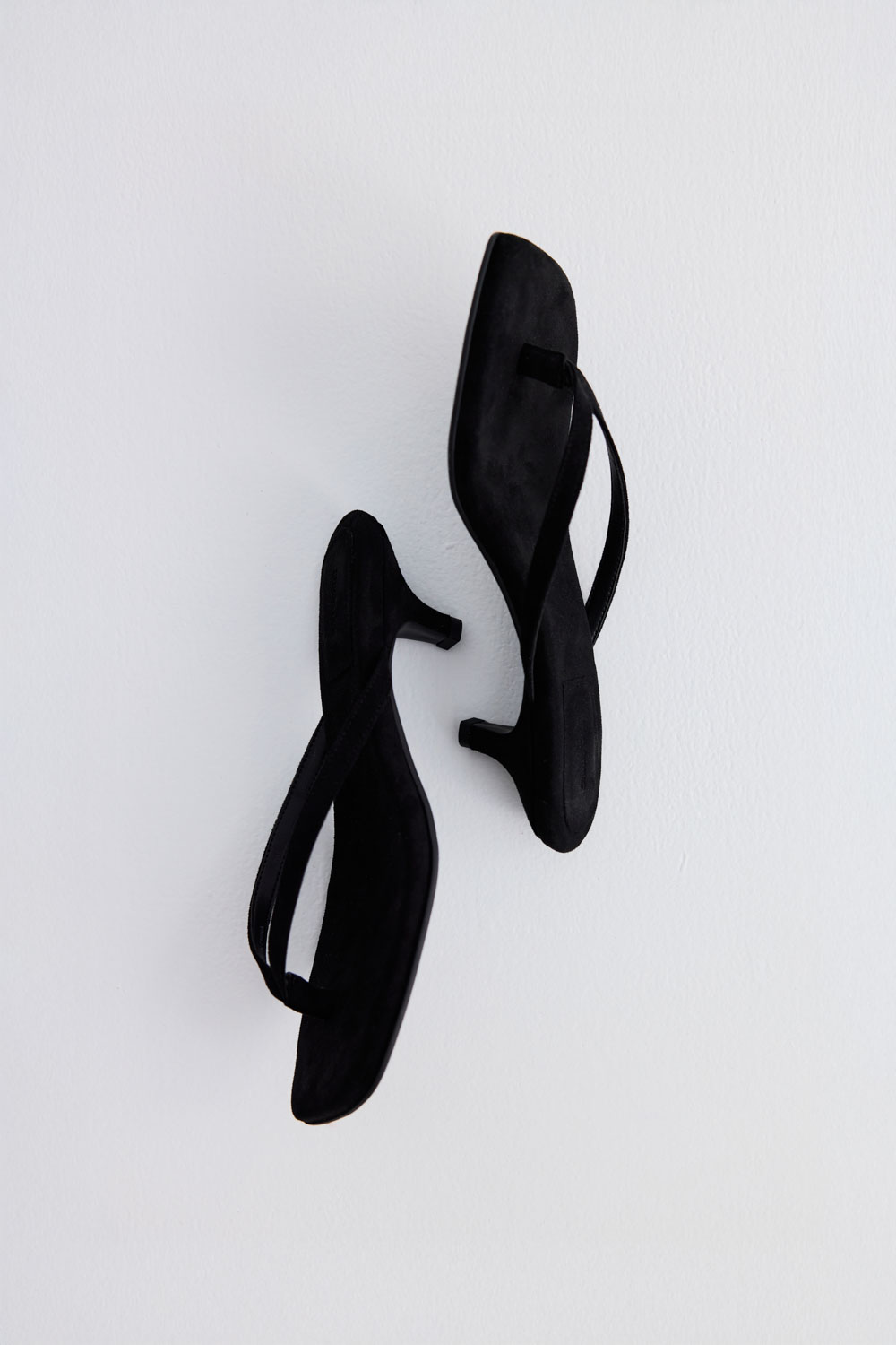 [Preorder] Studio Doe - Asymmetrical Square-Toe Thin-Strap Low-Heel Sandals