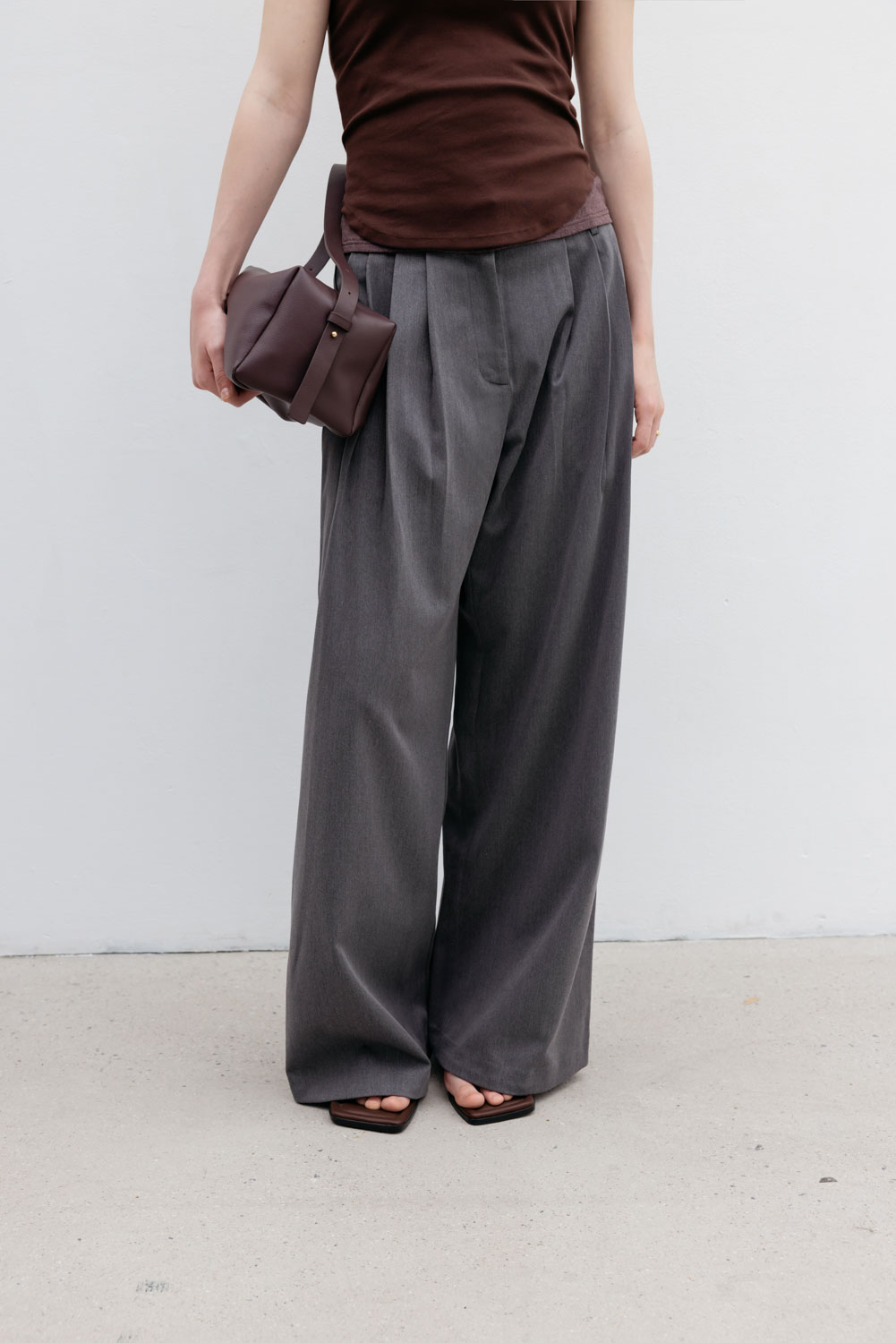 Studio Doe - Triple-Pleat Low-Rise Tailored Wide Pants 3.0