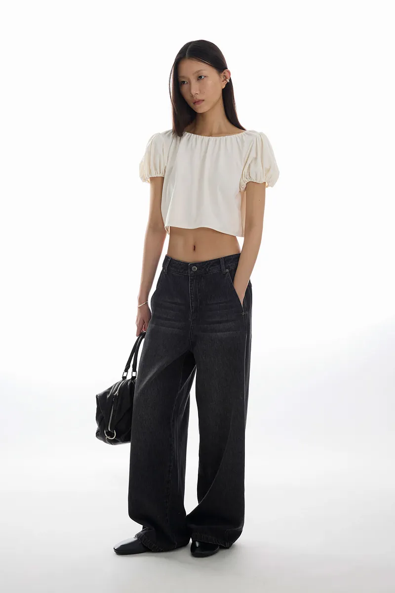 Doe：Molly Reversible Puff Sleeve Top