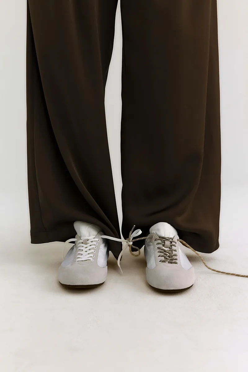 Studio Doe - Slim Trainer Suede Docking Sneakers