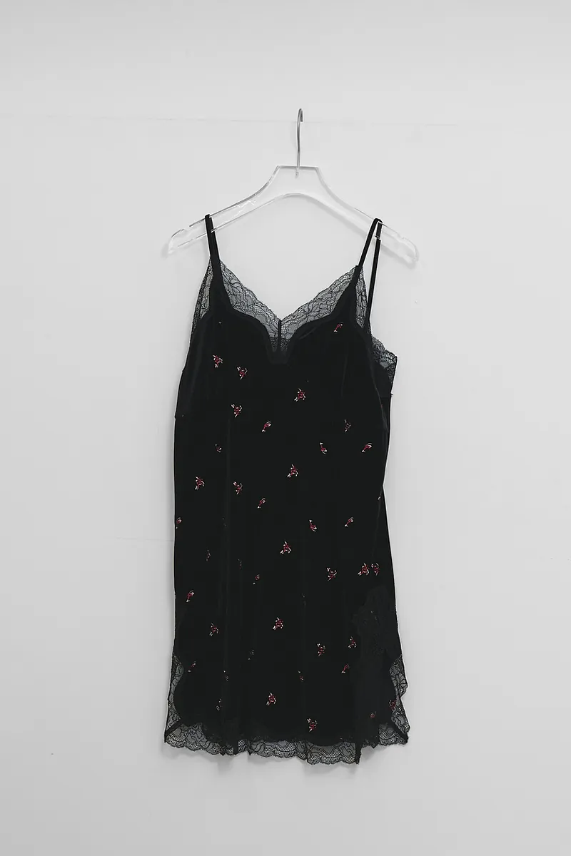 [PRE-ORDER] TODAYFUL - Petit Flower Velour Tunic