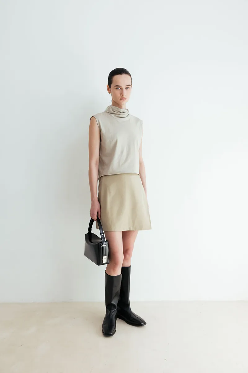 Studio Doe - Diagonal Tuck Elastic Waist Skort