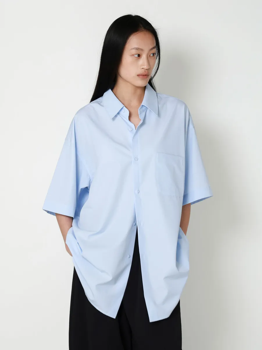 Studio Doe - Gender Free Wrinkle-Resistant Oversized Short Sleeve Shirt