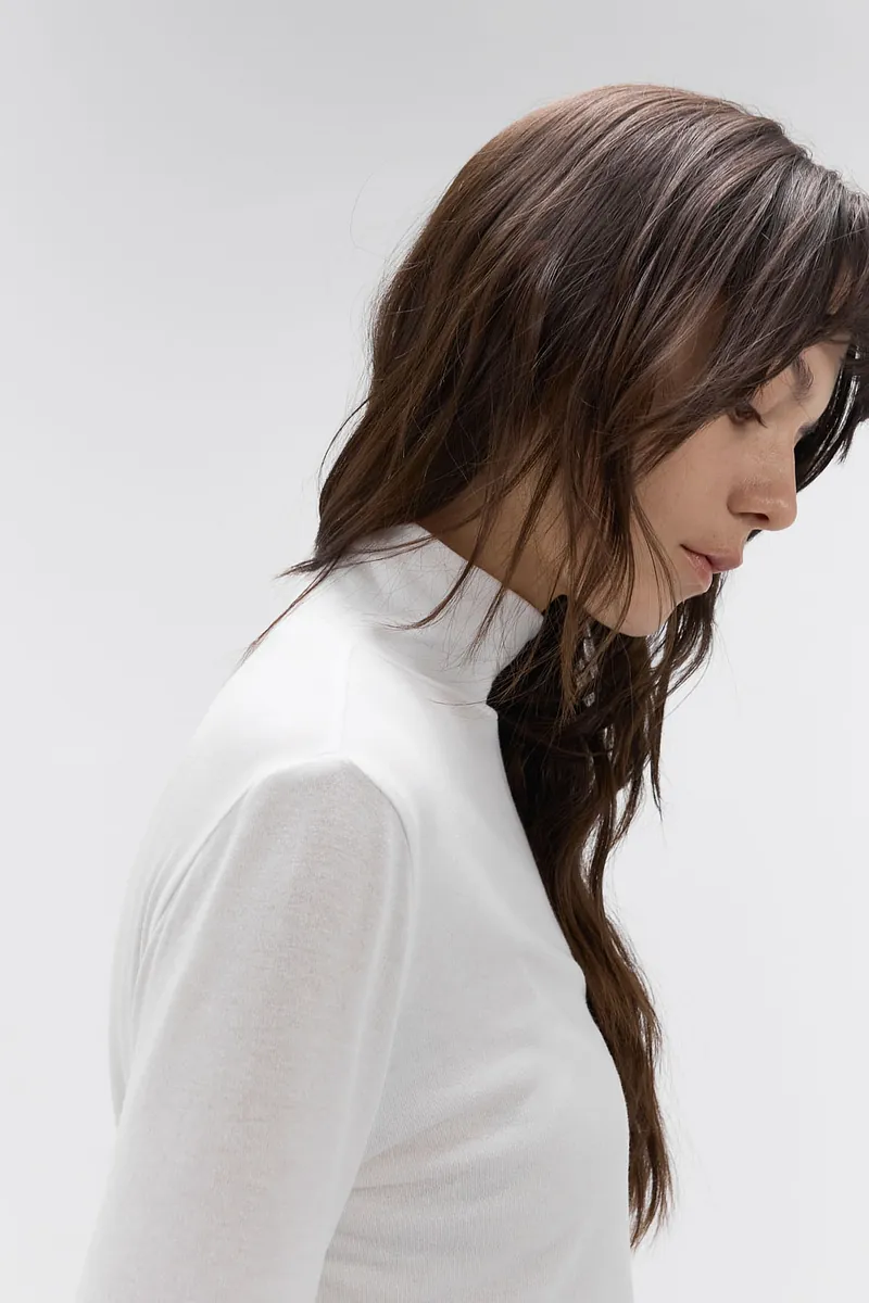 Studio Doe - Mousse Knit High-neck Cutsew