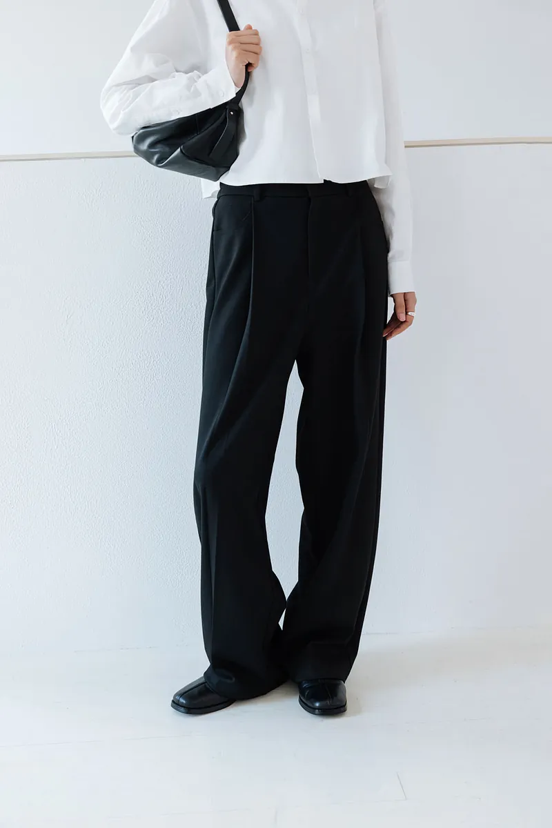 Studio Doe - Gender Free Wool-like Tuck Trousers