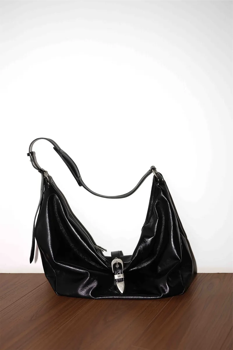 BELTED HOBO​