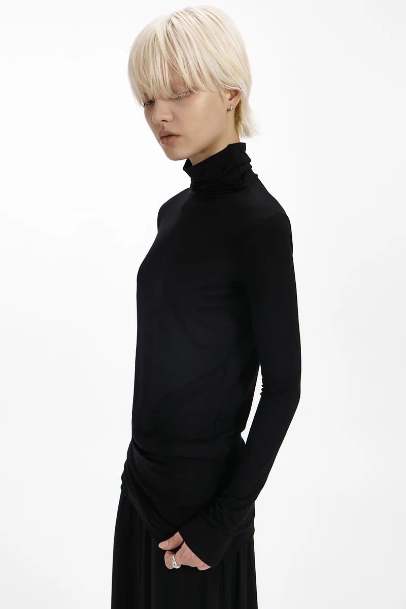 Studio Doe - Ultra Stretch High Neck T-Shirt