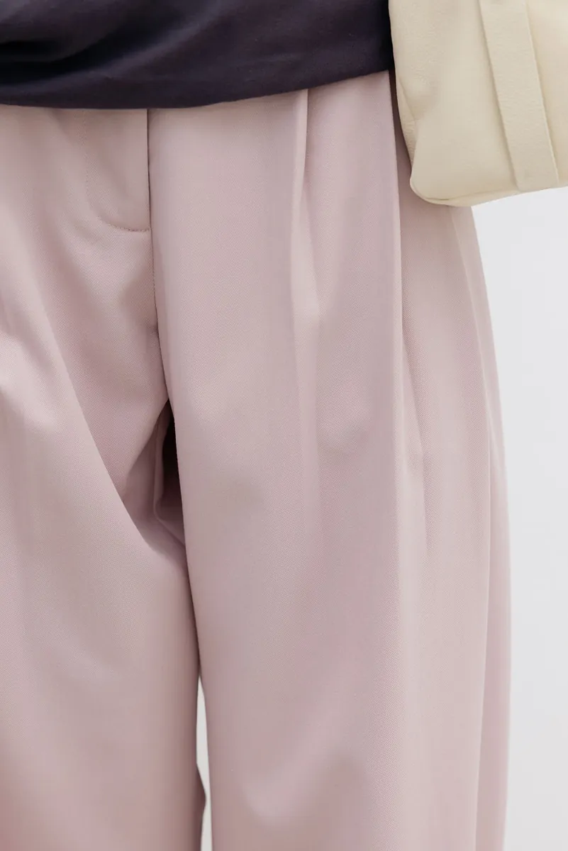 Studio Doe - Three-Tuck Low-Rise Wide Pants 3.0