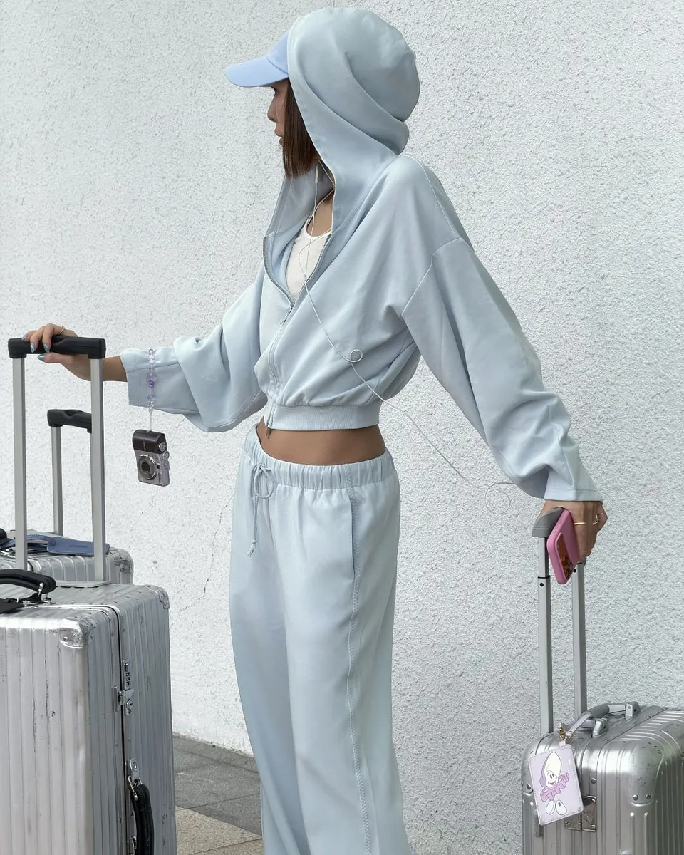 Doe：Molly Double Zipper Hoodie