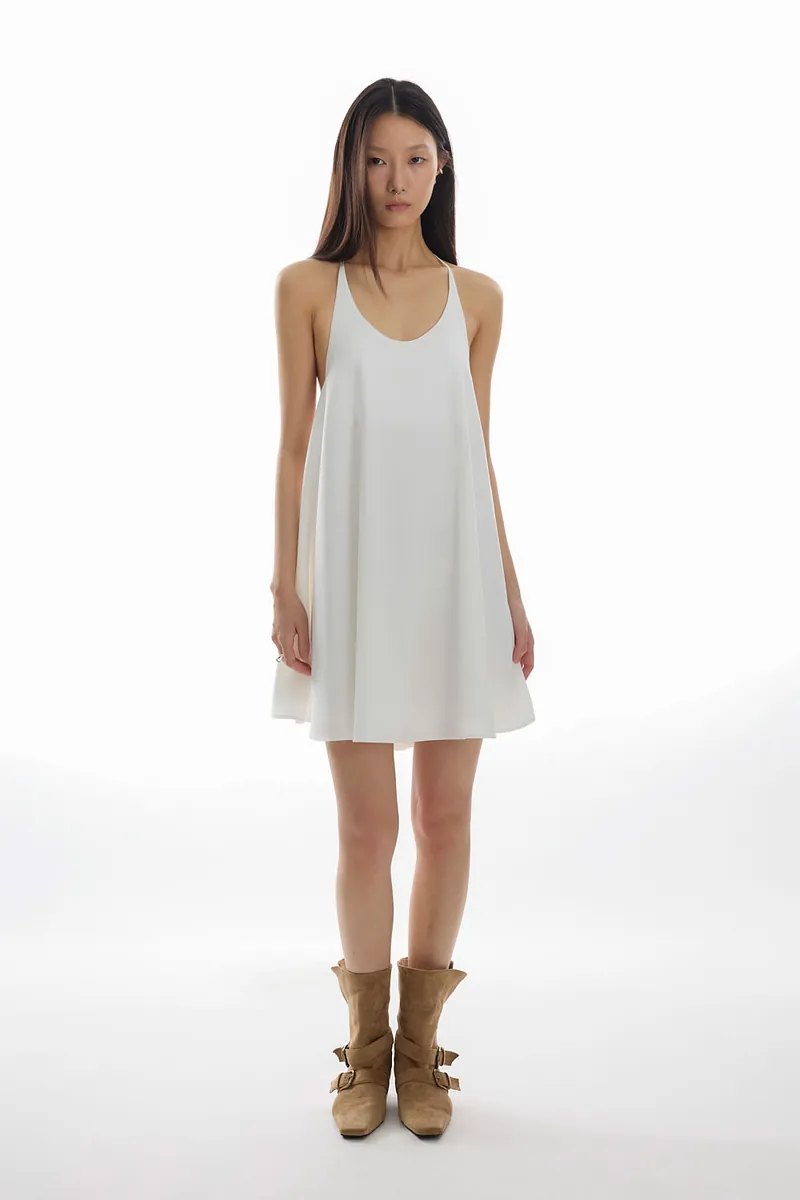 Doe：Molly Strappy Backless Dress