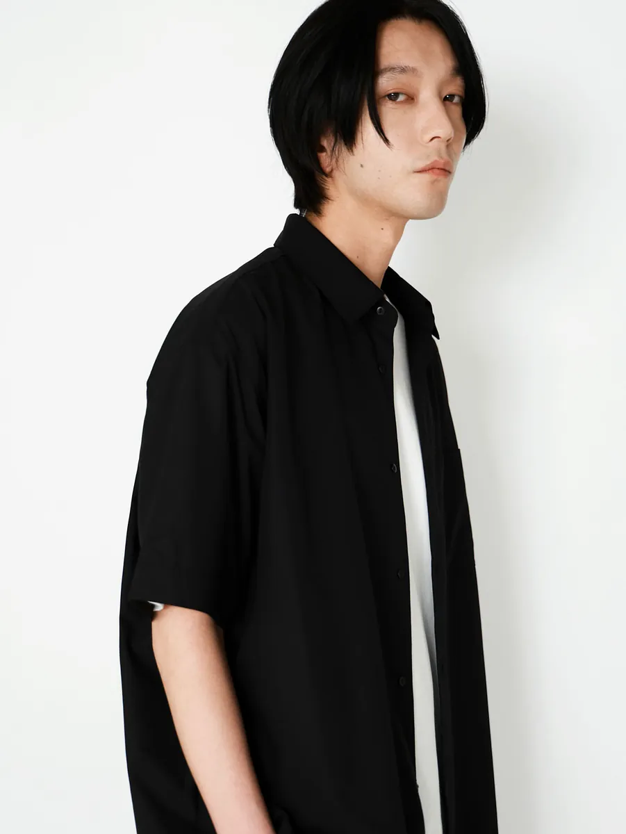 Studio Doe - Gender Free Wrinkle-Resistant Oversized Short Sleeve Shirt