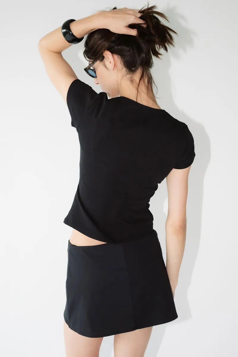 Perfect Fit 低方領羅紋美腰Tee