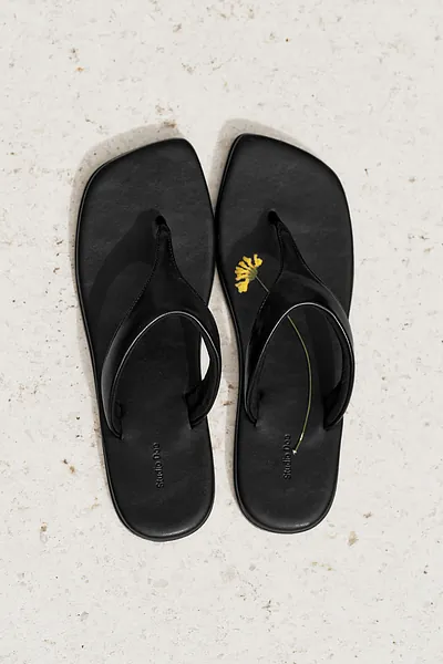 Studio Doe - Square Toe Y-strap Sandals