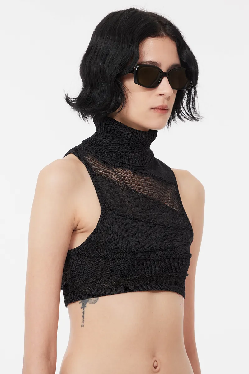 MN - High Neck Knitted Crop Top