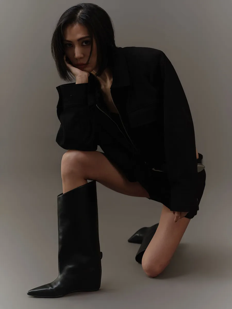 Studio Doe - Doe：Molly Leather Pointed Toe Wide Shaft Boots
