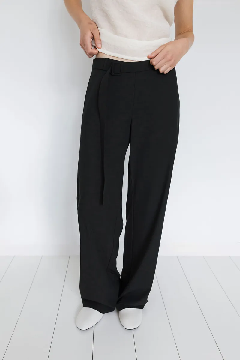 Studio Doe - LazyChic Straight Pants with Belt