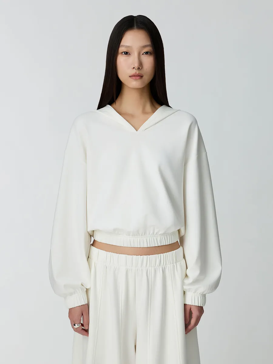 Studio Doe - Doe：Molly Deep V-Neck Cropped Hoodie