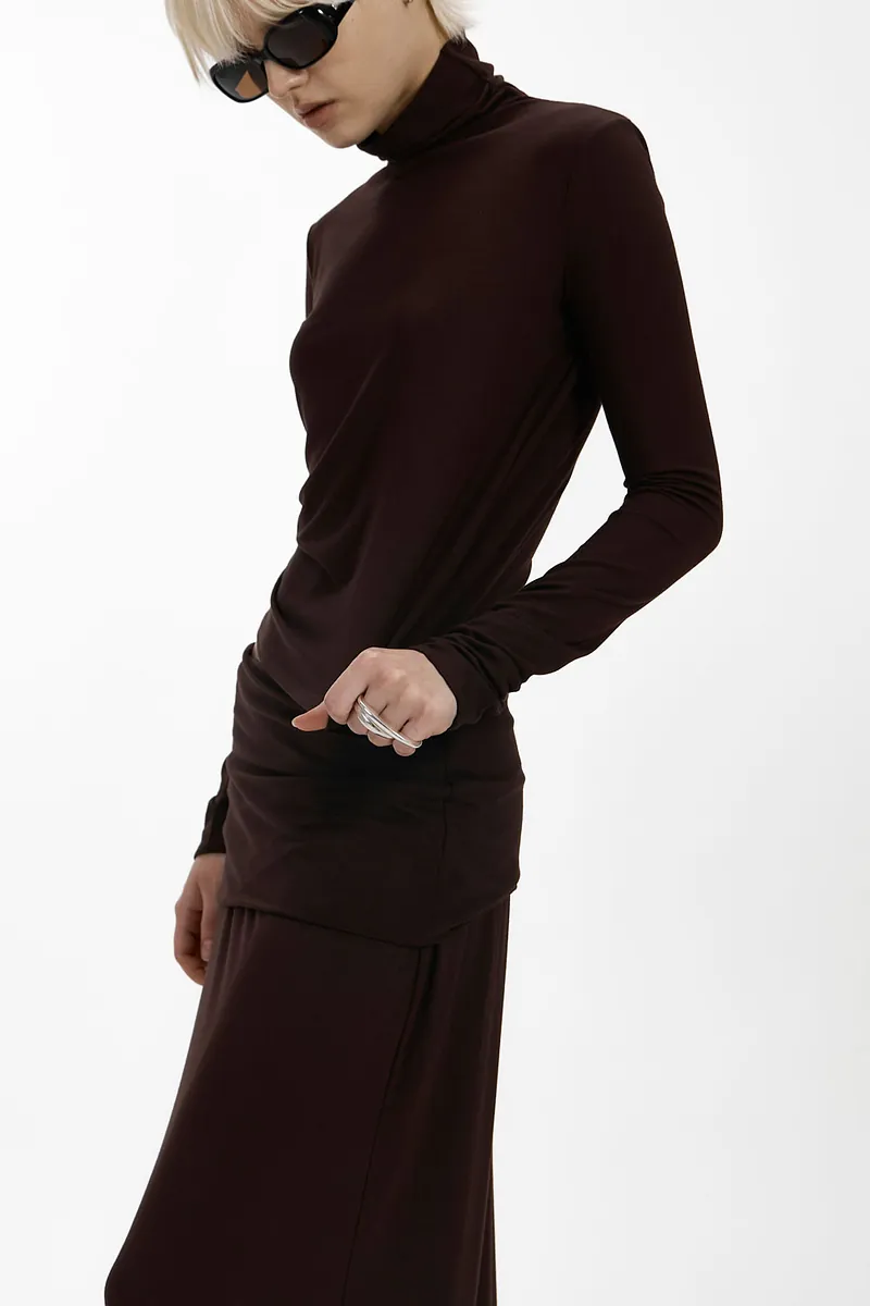 Studio Doe - Ultra Stretch High Neck T-Shirt