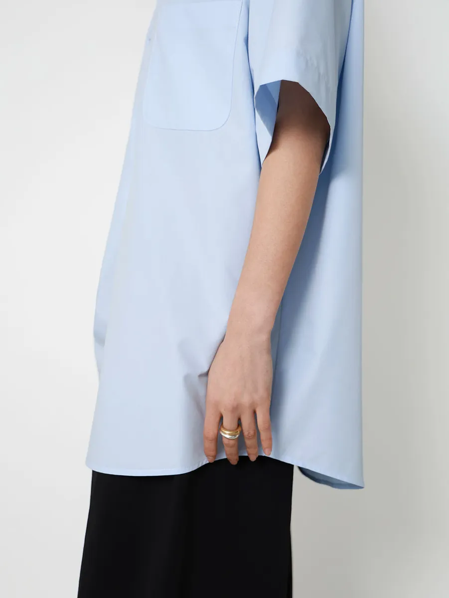 Studio Doe - Gender Free Wrinkle-Resistant Oversized Short Sleeve Shirt