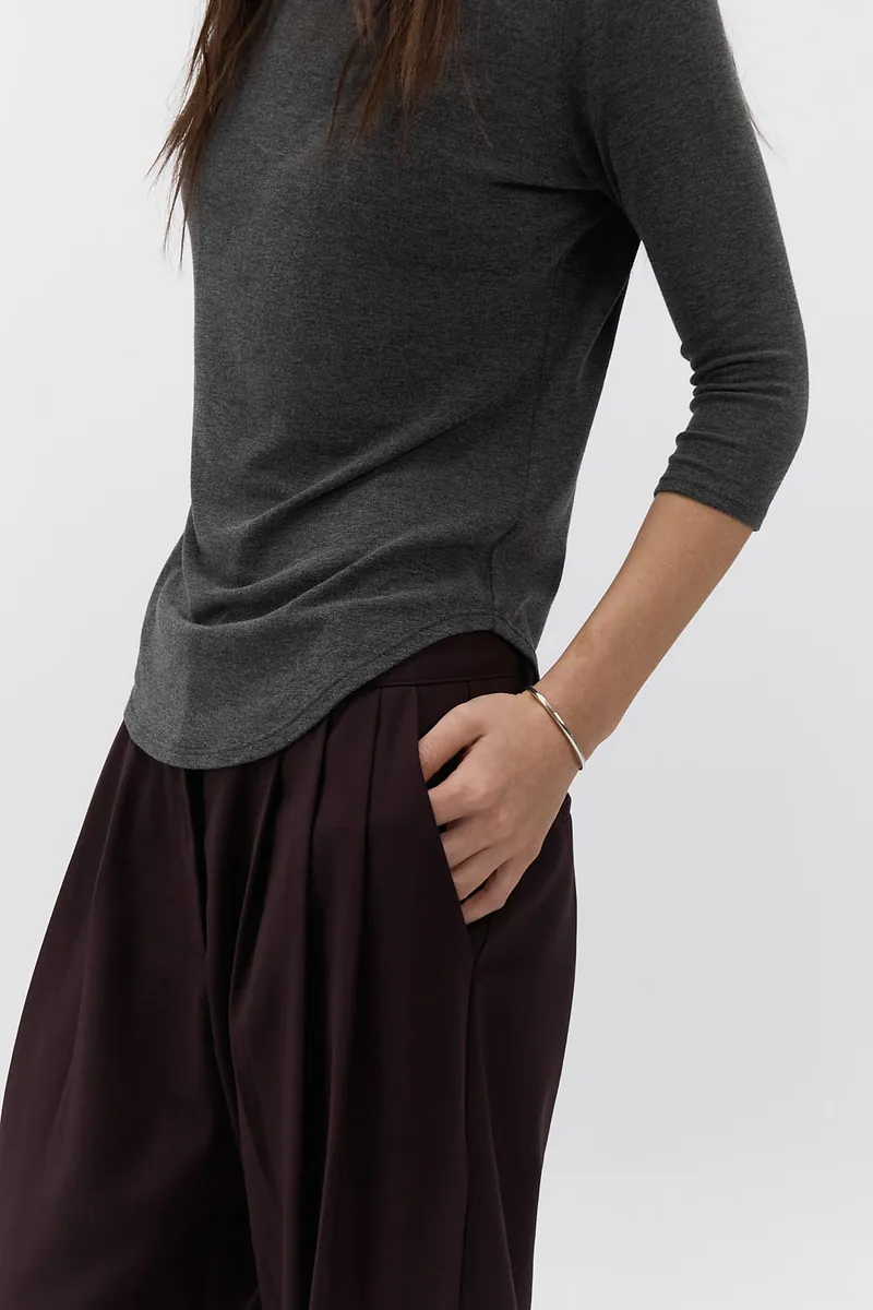 Studio Doe - Mousse Knit High-neck Cutsew