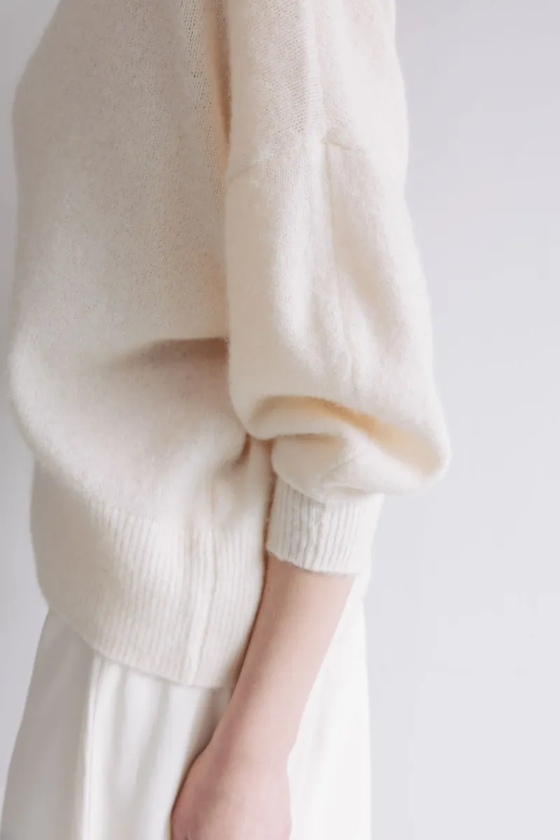 Studio Doe - Crew Neck Curved Sleeve Sweater