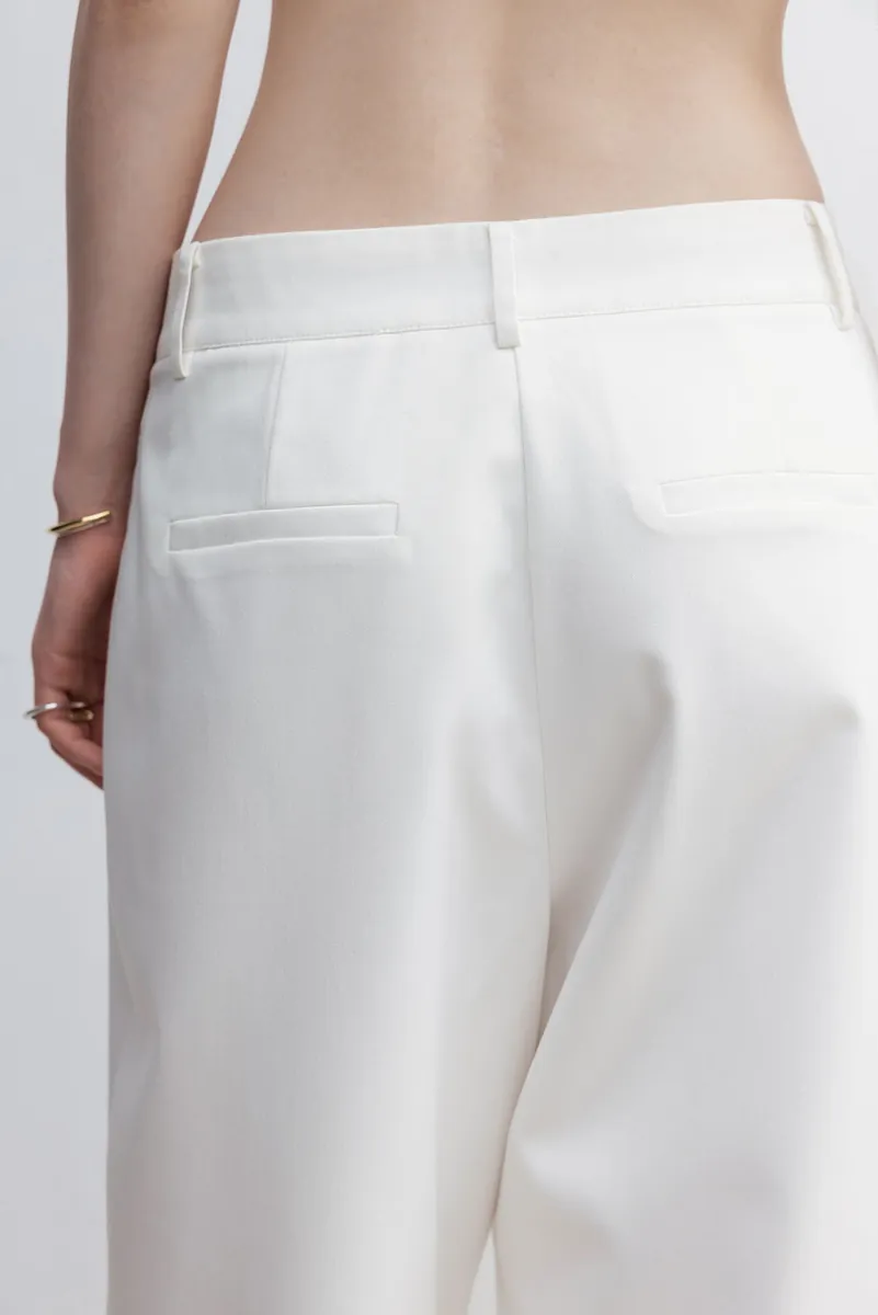 Studio Doe - Three-Tuck Low-Rise Wide Pants 3.0