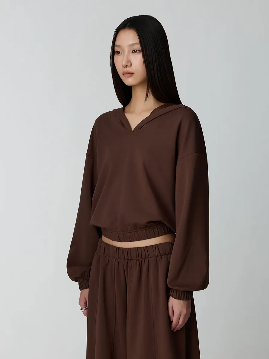 Studio Doe - Doe：Molly Deep V-Neck Cropped Hoodie