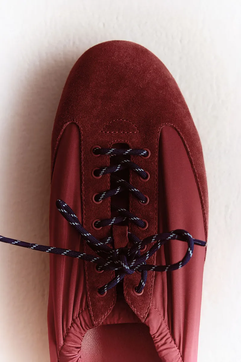 Studio Doe - Slim Trainer Suede Docking Sneakers