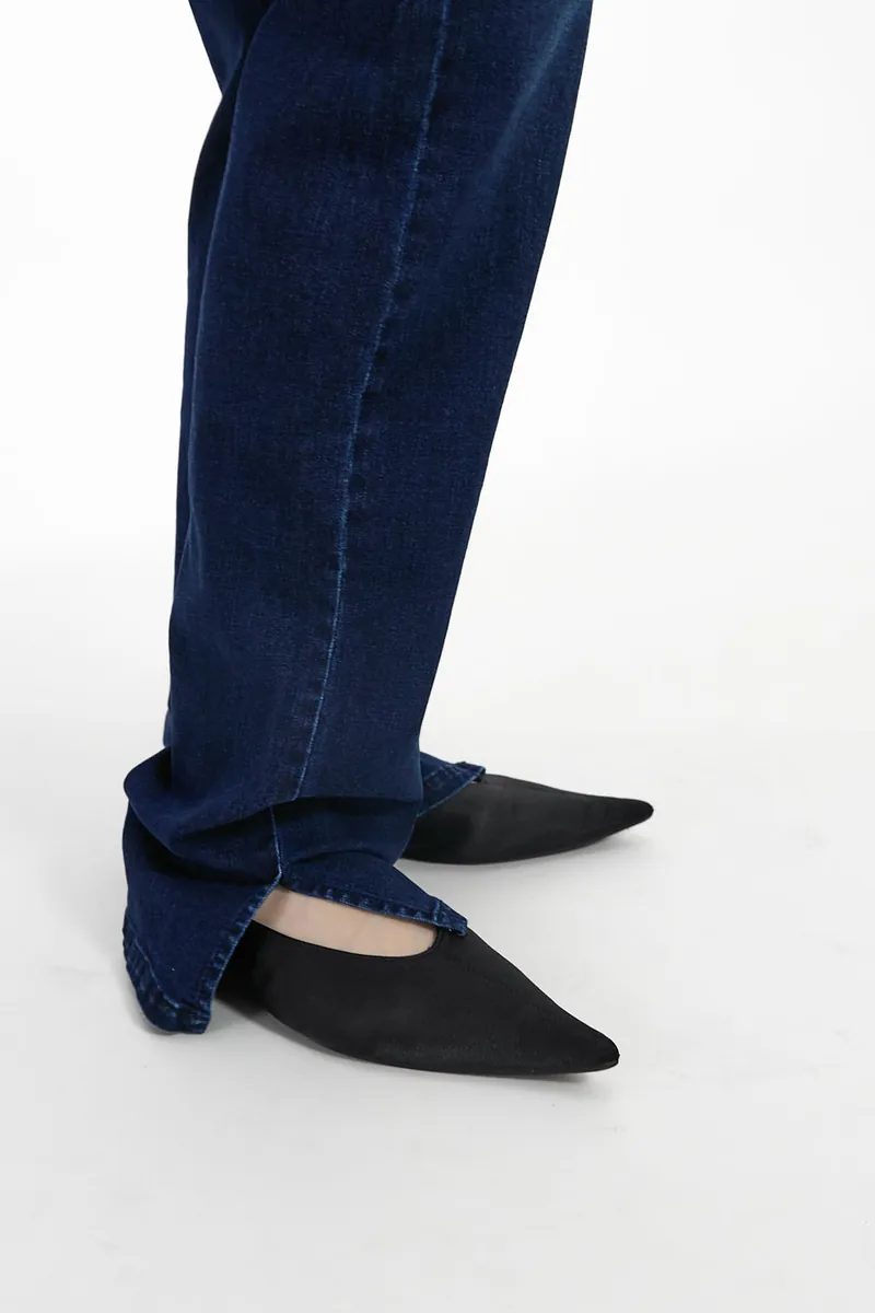 Studio Doe - Slit Hem Slim Jeans