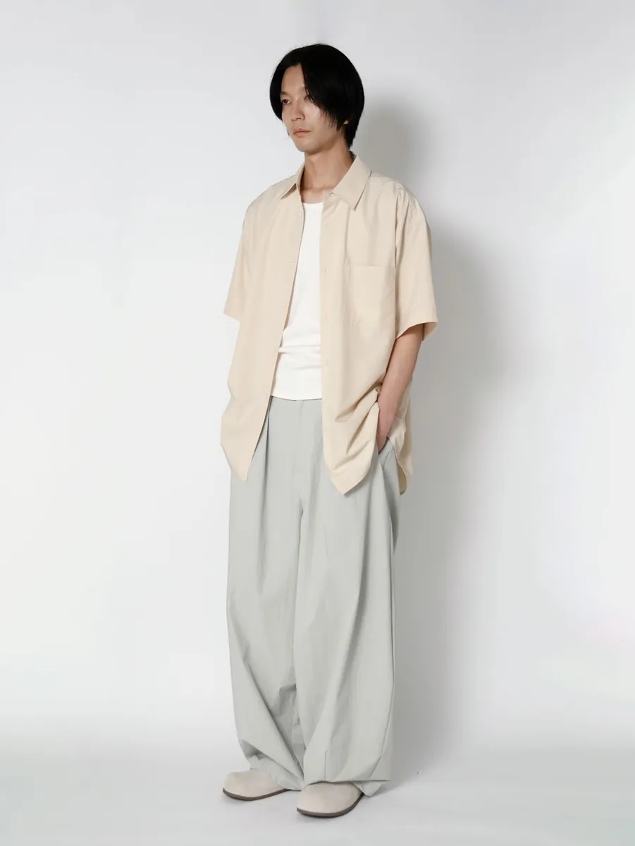 Studio Doe - Gender Free Wrinkle-Resistant Oversized Short Sleeve Shirt