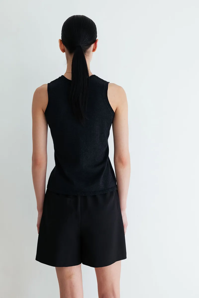 Studio Doe - Diagonal Tuck Elastic Waist Skort