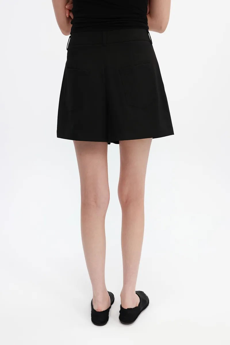 Studio Doe - Gender Free Three-tuck Short Pants