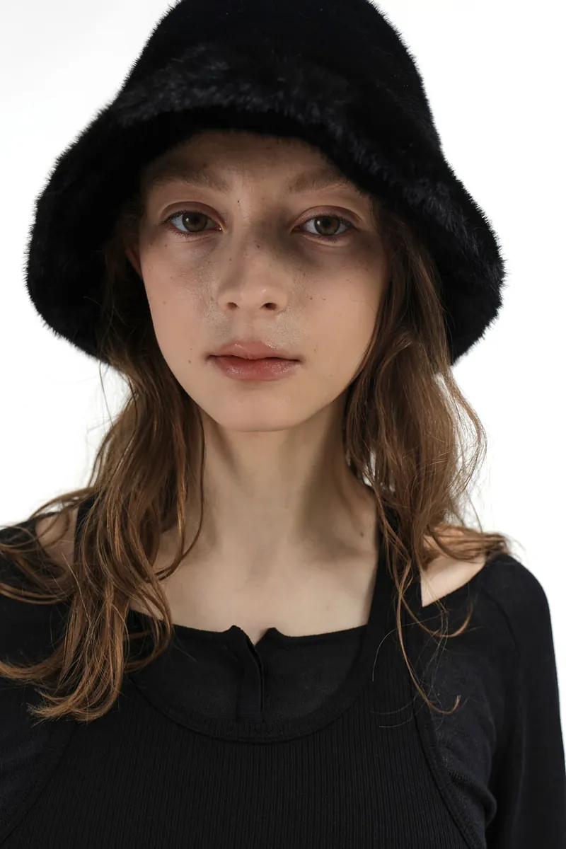 Studio Doe - Fluffy Pile Bucket Hat