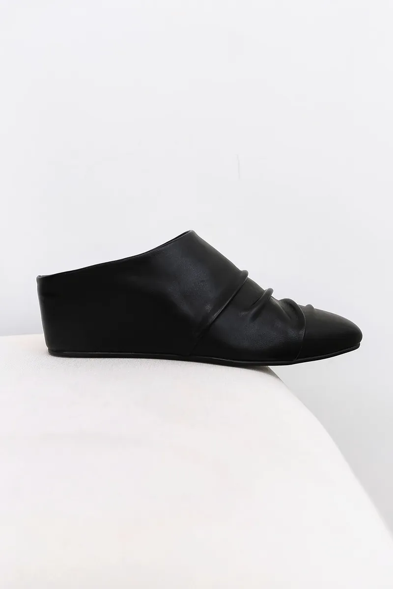 Studio Doe - Pleated Heeled Slippers