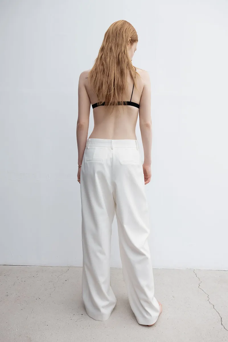 Studio Doe - Three-Tuck Low-Rise Wide Pants 3.0