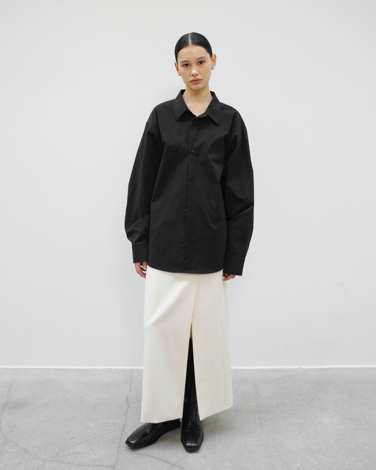 Mid-Rise Front Slit Long Skirt