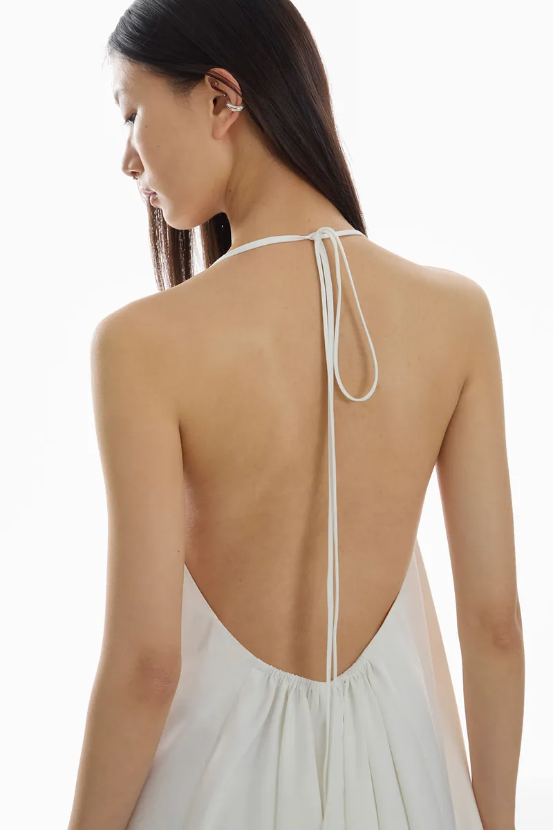 Doe：Molly Strappy Backless Dress